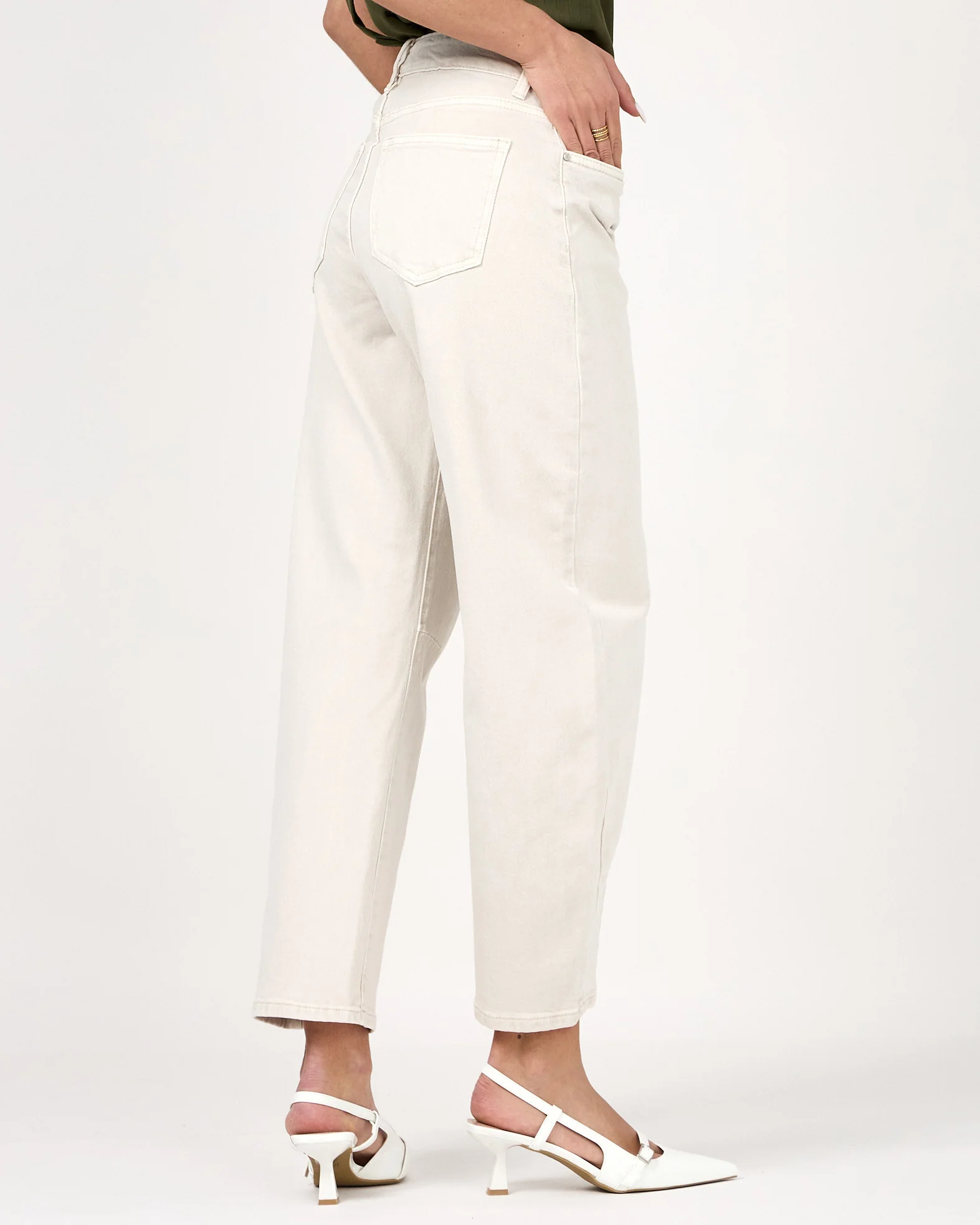 Ana & Lucy | Barrel jeans Natalie Beige - Image 3