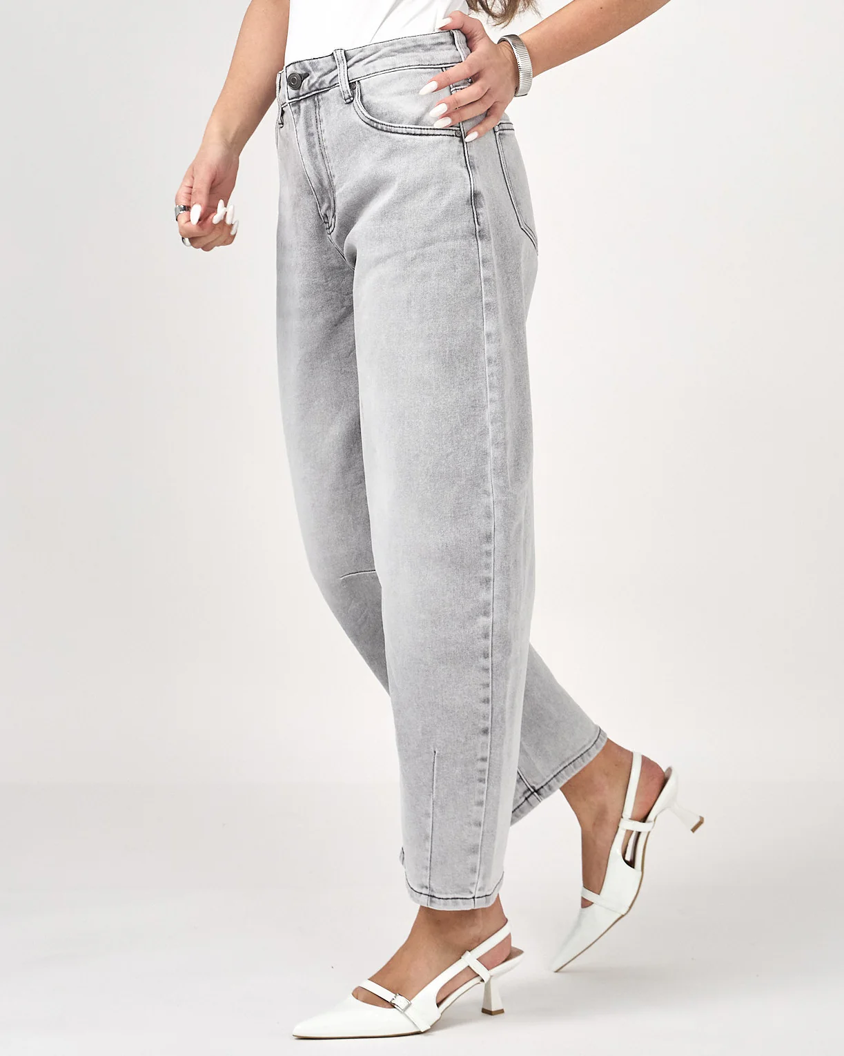 Ana & Lucy | Barrel jeans Natalie Grijs - Image 3