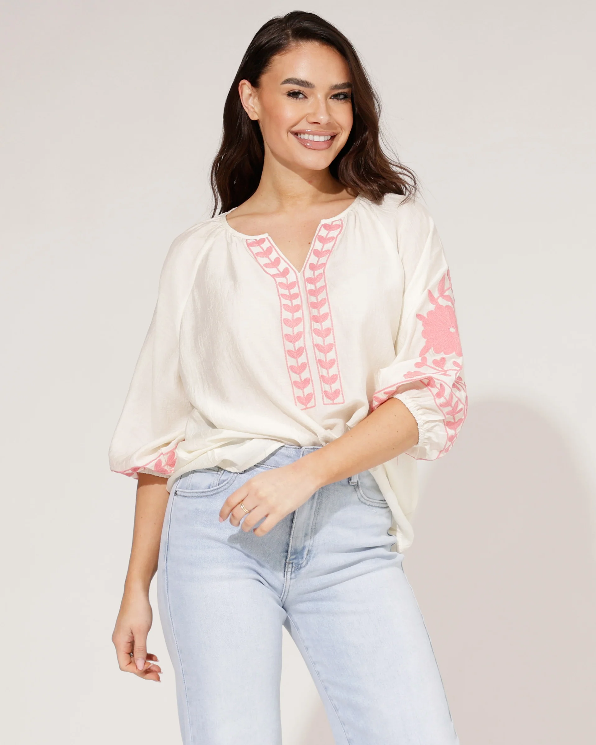 Blouse met borduursel Jilley Roomwit - Image 2