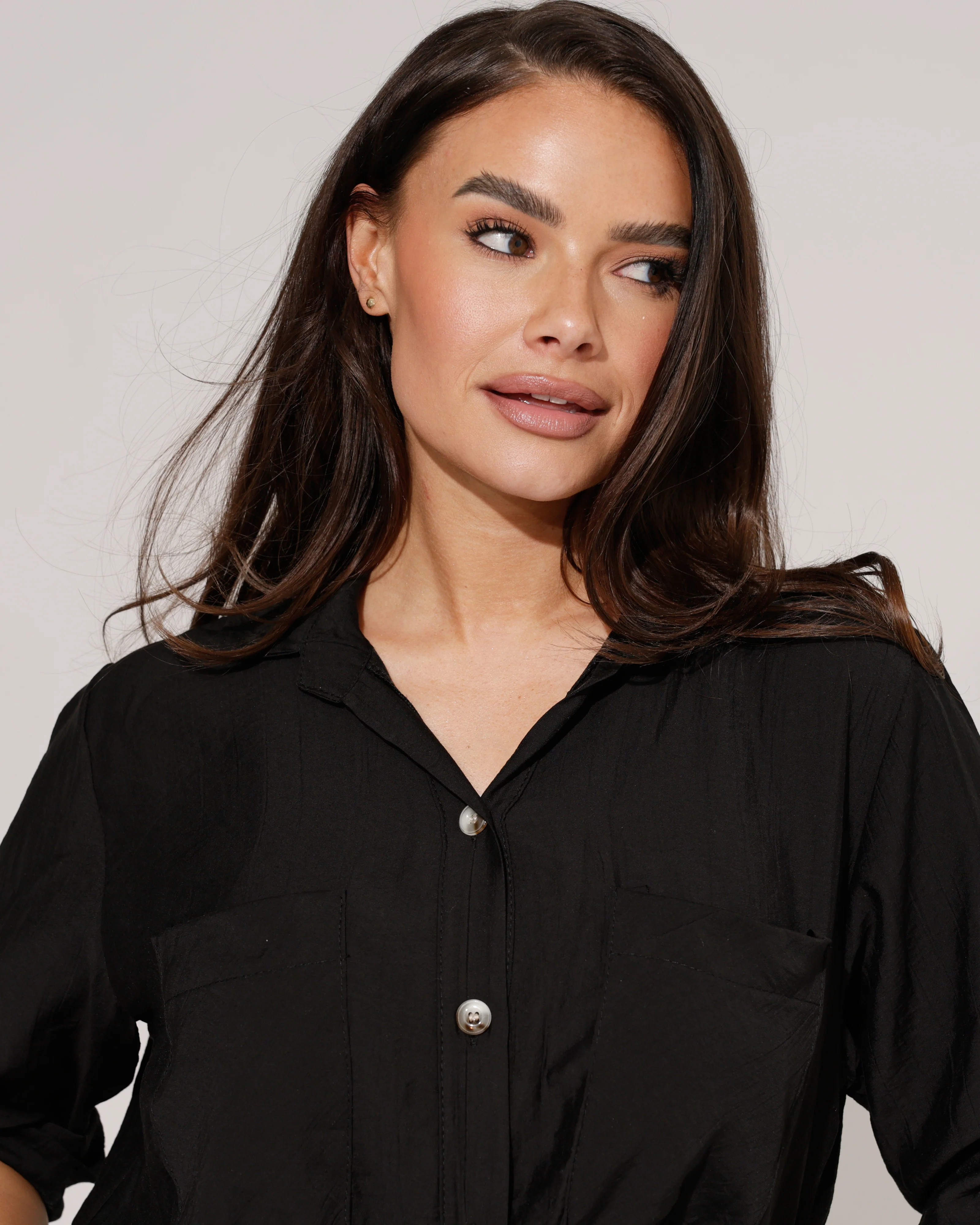 Blouse met knoop Milou Zwart - Image 3