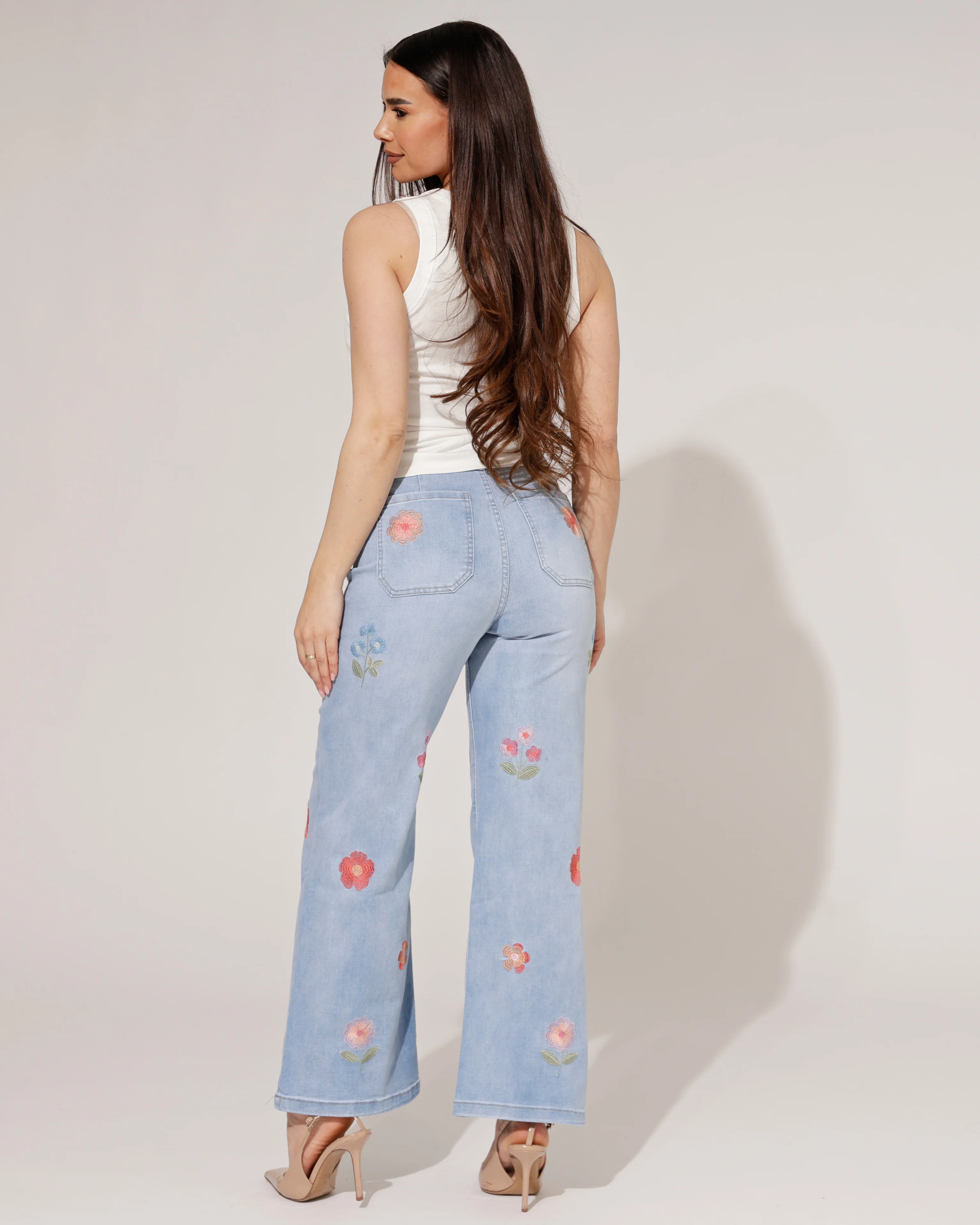 Maison Onado | Wide leg jeans met bloemen Bibi-N Lichtblauw - Image 2