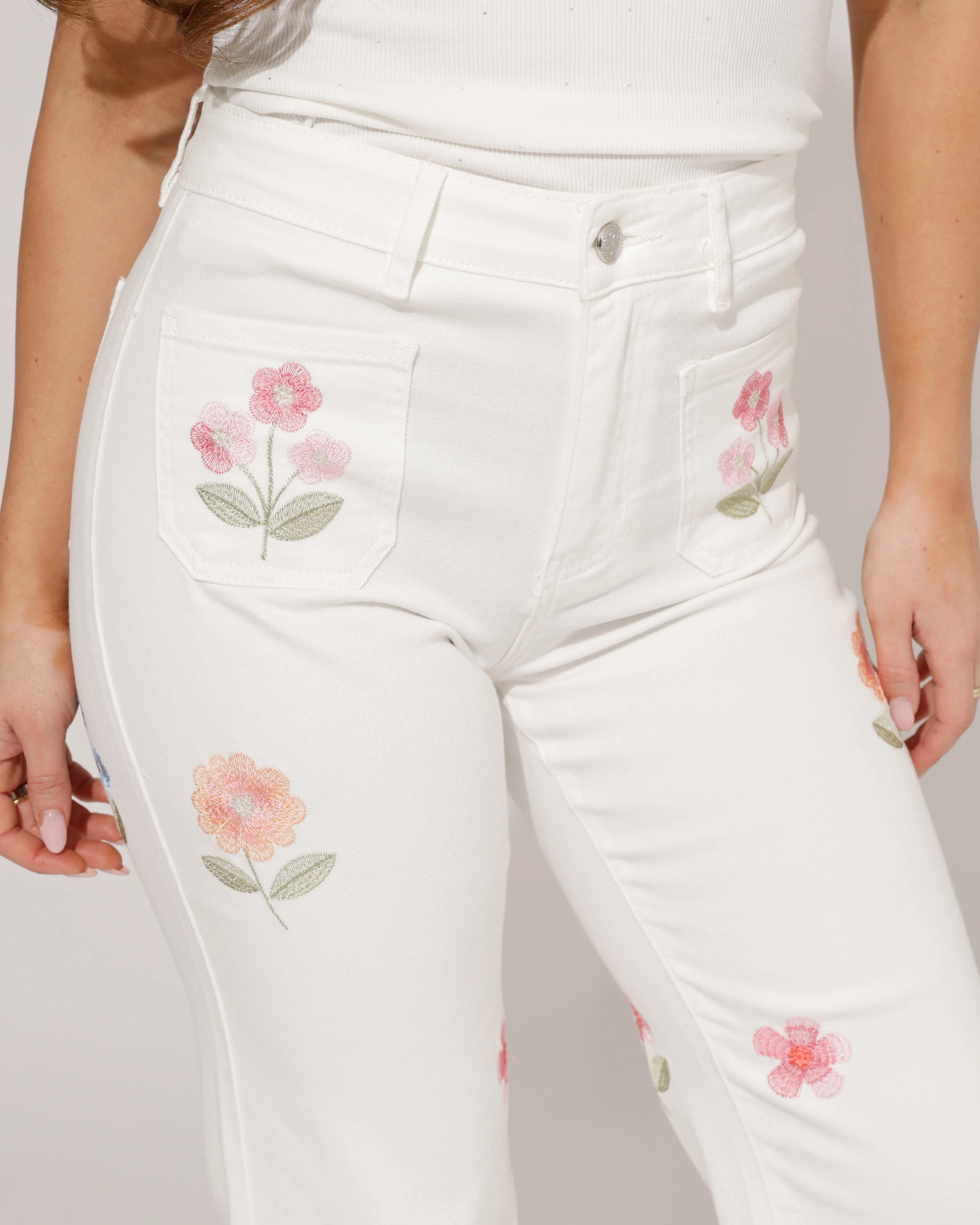 Maison Onado | Wide leg jeans met bloemen Bibi-OW Wit - Image 5