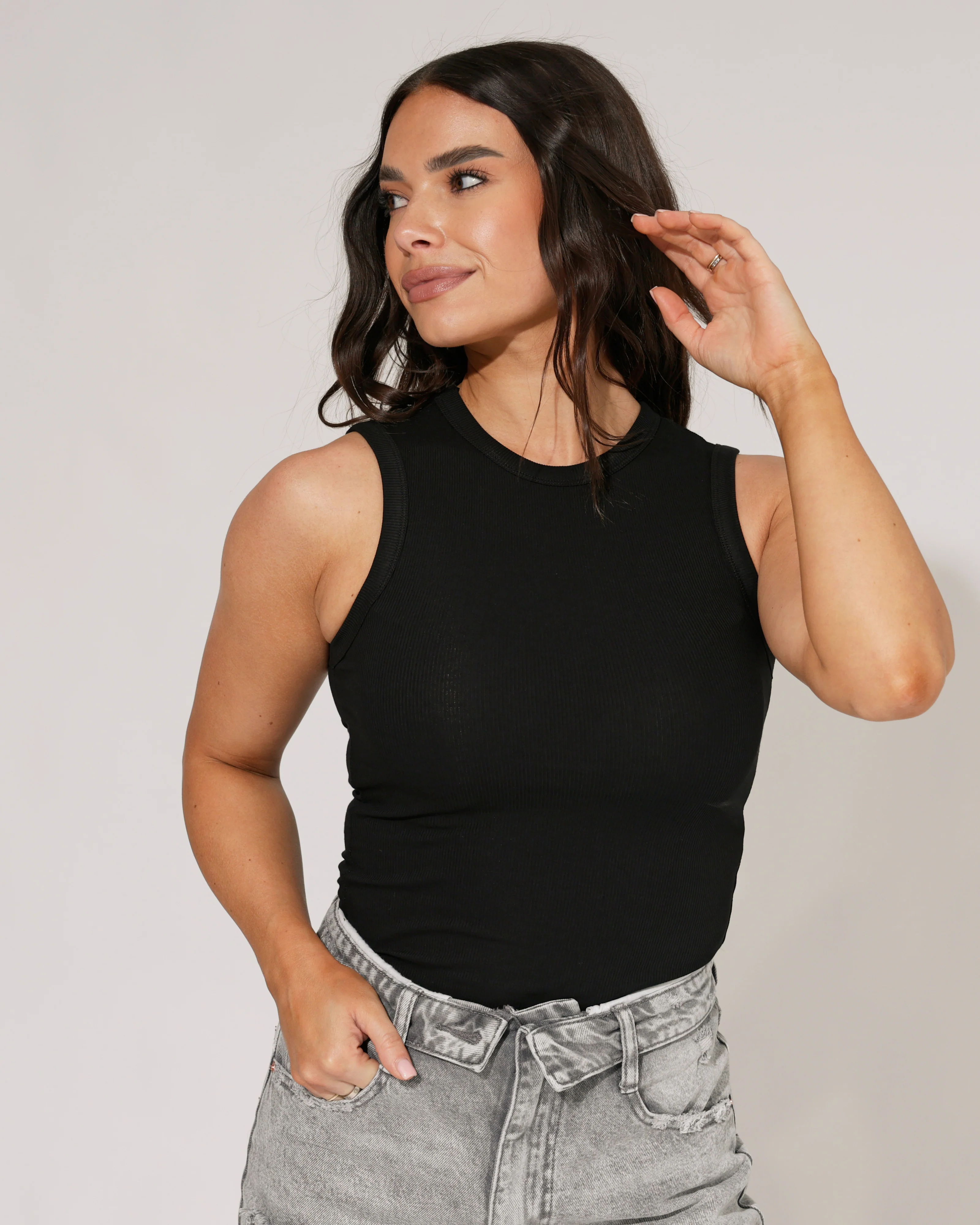 Mouwloze top ribstof Mika Zwart - Image 2