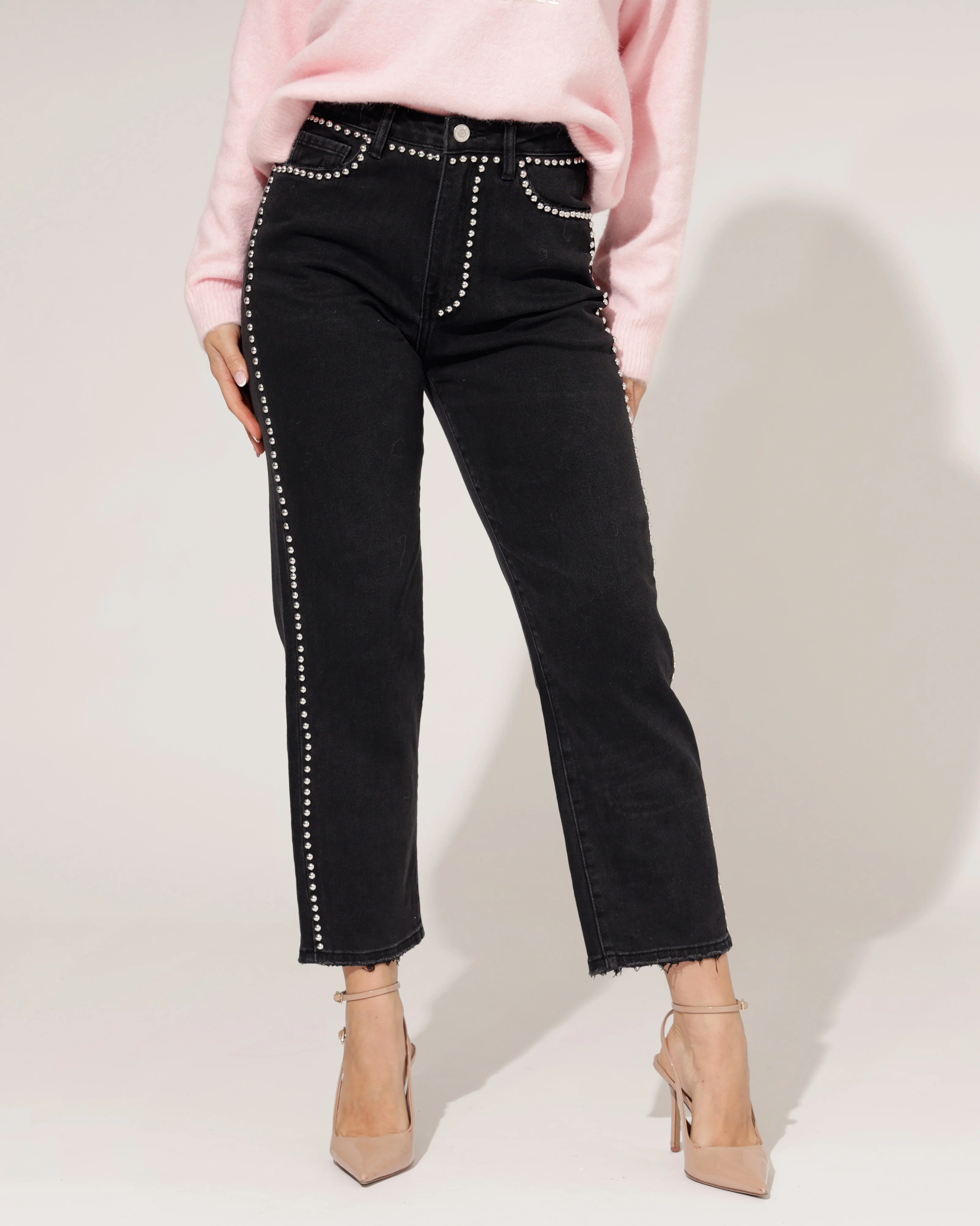 Queen Hearts | Mom jeans met studs Fenna Zwart - Image 3