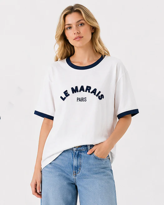 T-shirt letters le Marais Paris Wit/ Donkerblauw