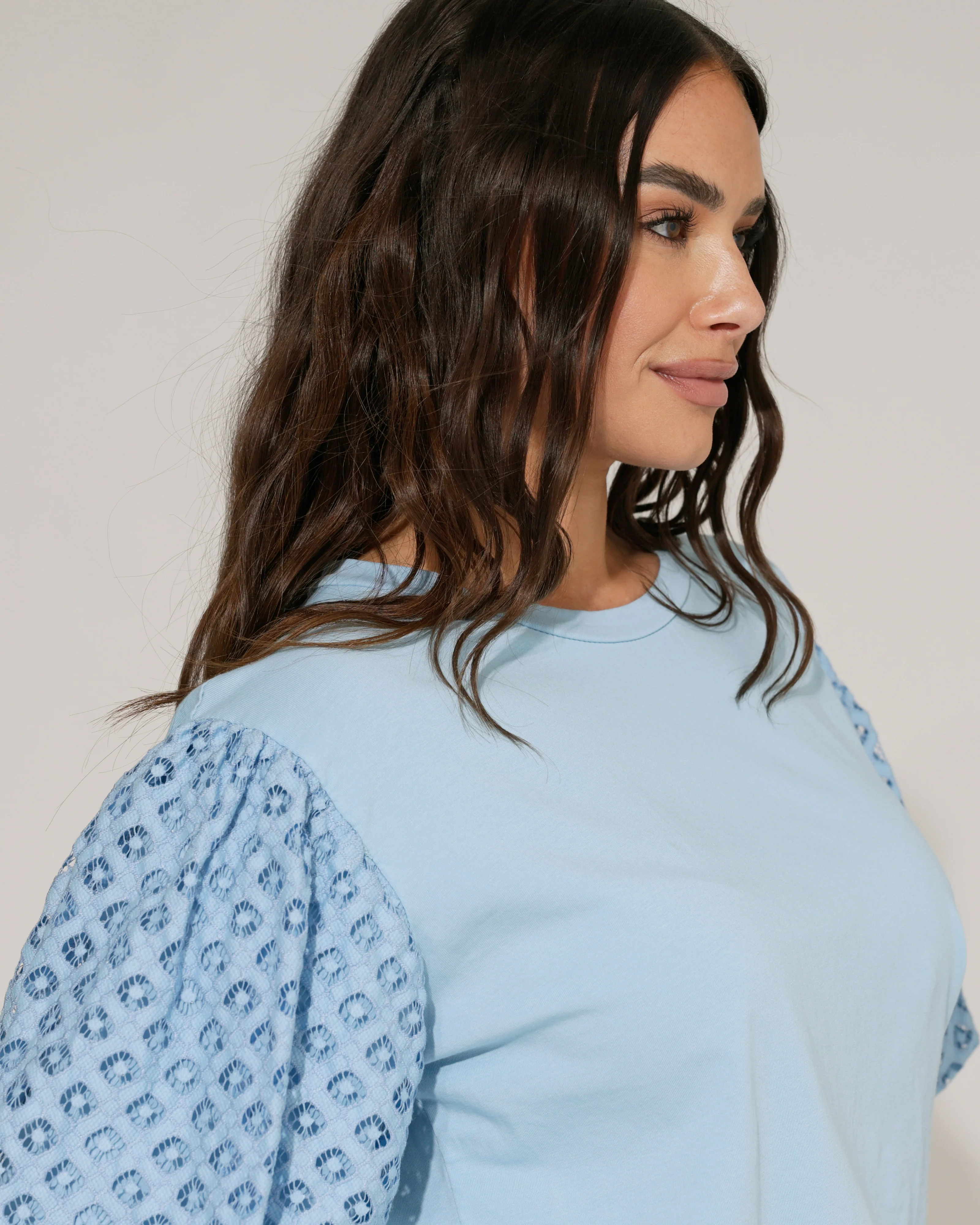 Top met korte mouw kant Bella Lichtblauw - Image 6